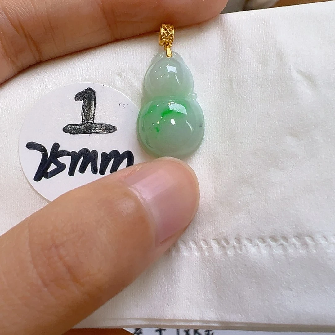 翡翠18K金镶嵌吊坠(不含链)你