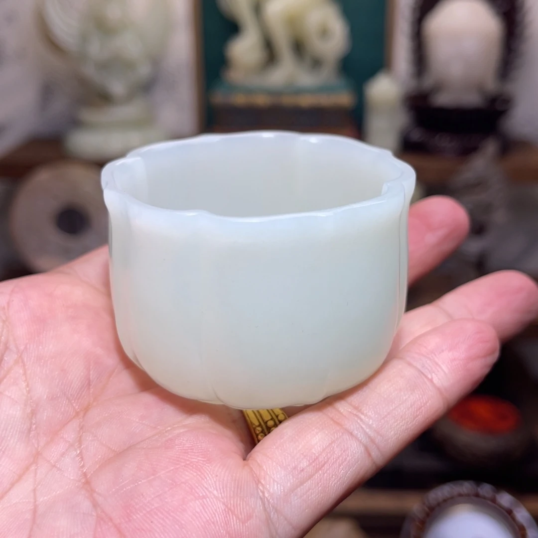 意***蝉和田玉未镶嵌把件