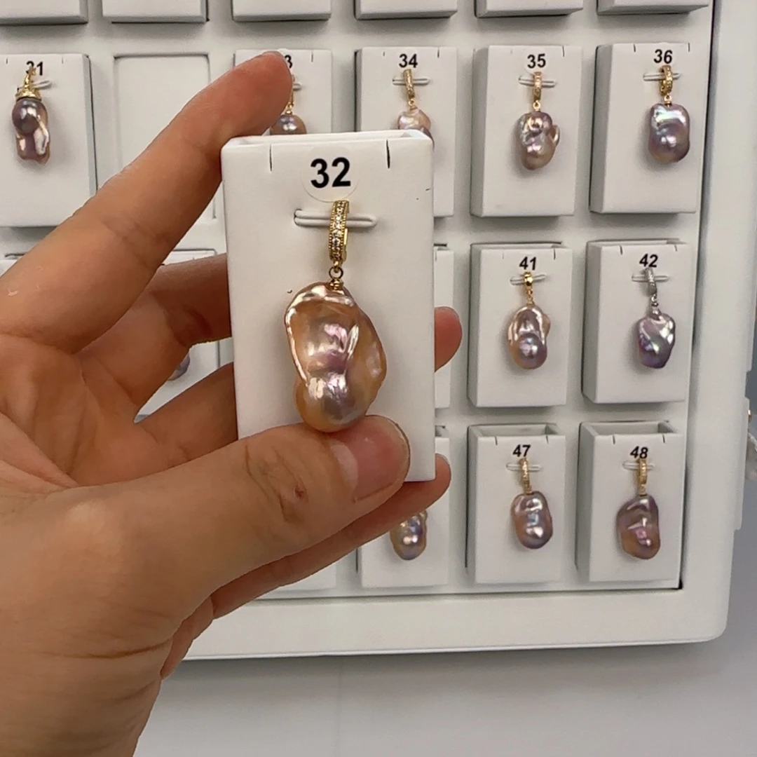 淡水珍珠合金颈饰