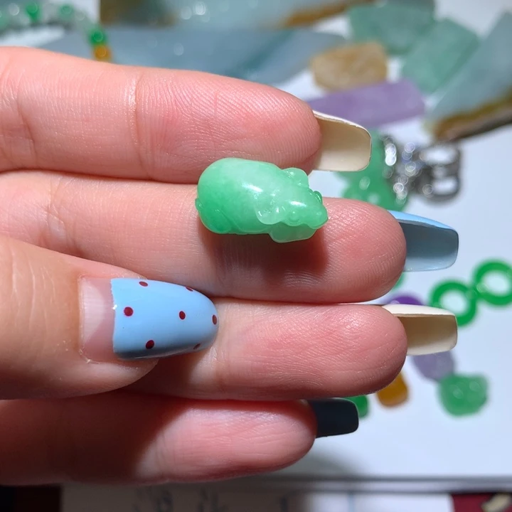 翡翠未镶嵌颈饰无镶嵌