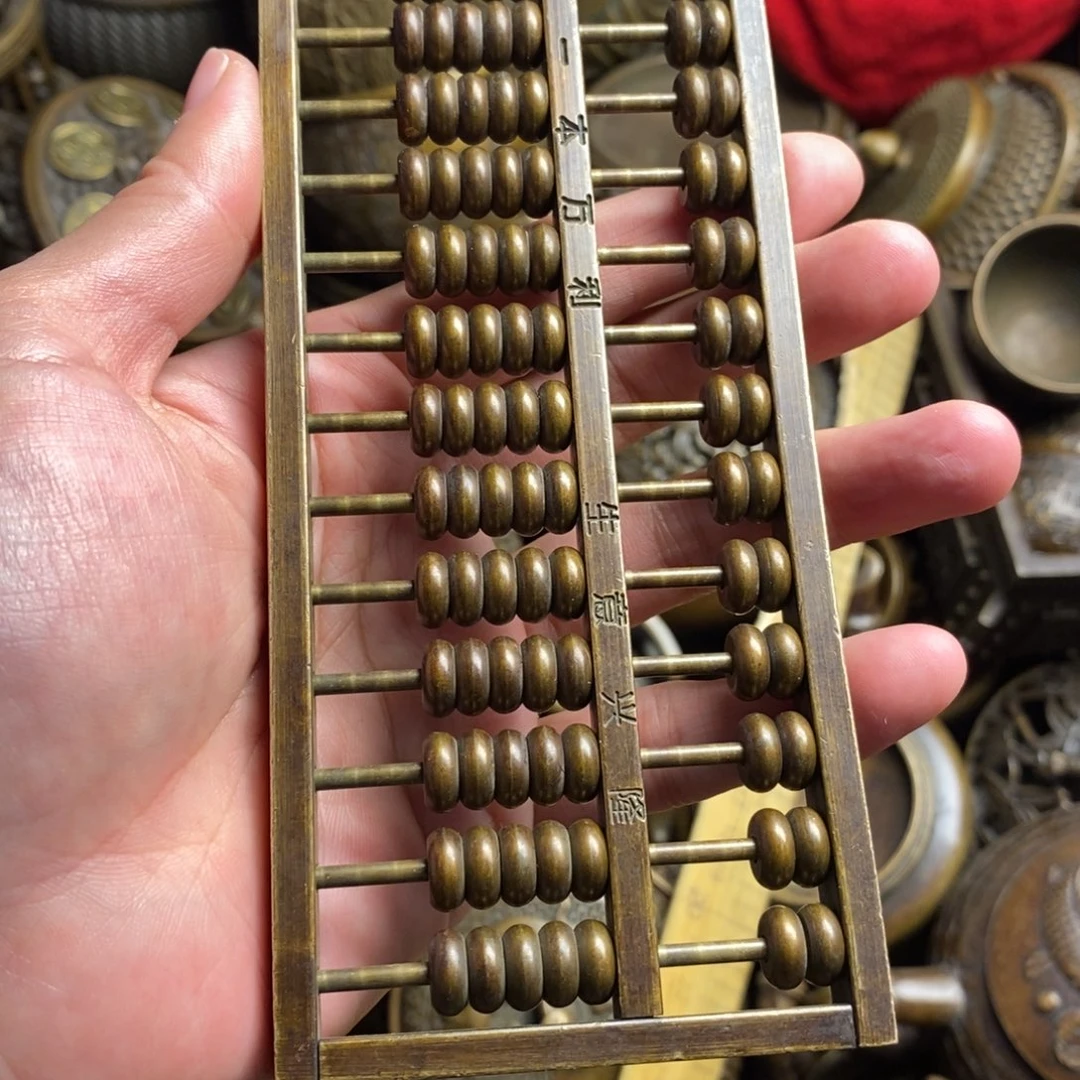 精美铜器做工精良