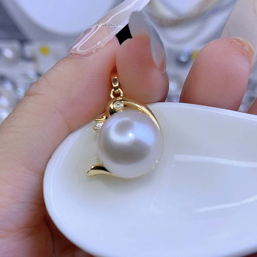 淡水珍珠合金颈饰