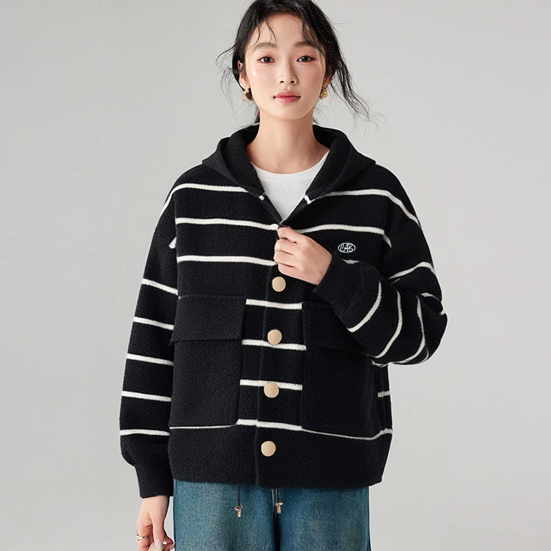 i.tccaabb条纹设计连帽针织开衫款学院风外套