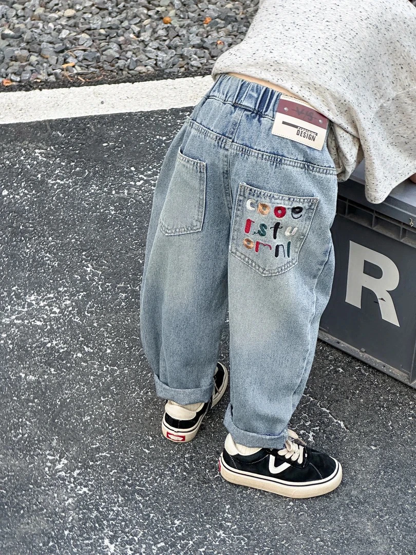 2025款春季新款百搭韩版宽松老爹裤（刺绣字母）牛仔裤A8002