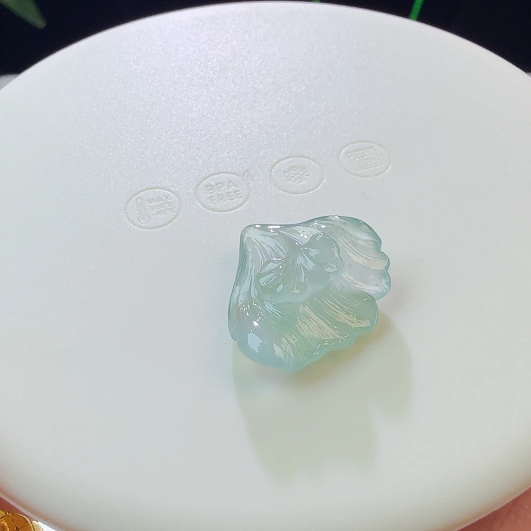 翡翠裸石叶子随行