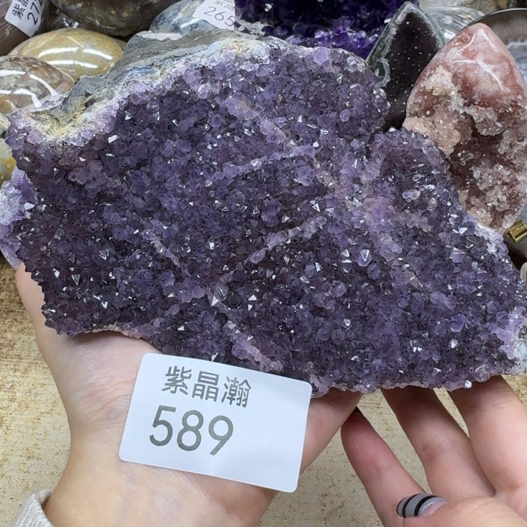 未镶嵌水晶大型摆件（非配饰）