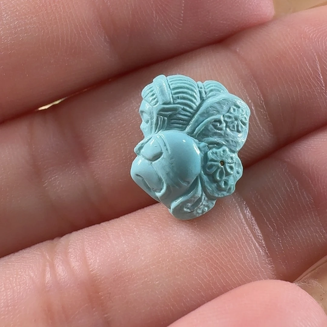 长***阳绿松石未镶嵌颈饰