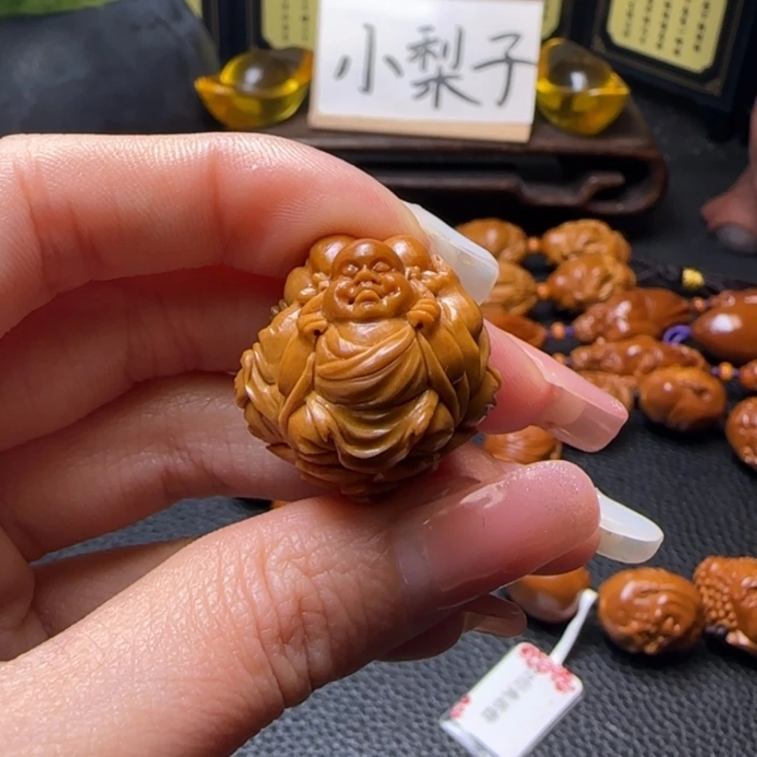 【闪购商品】橄榄核吊坠心*预定三不小和尚