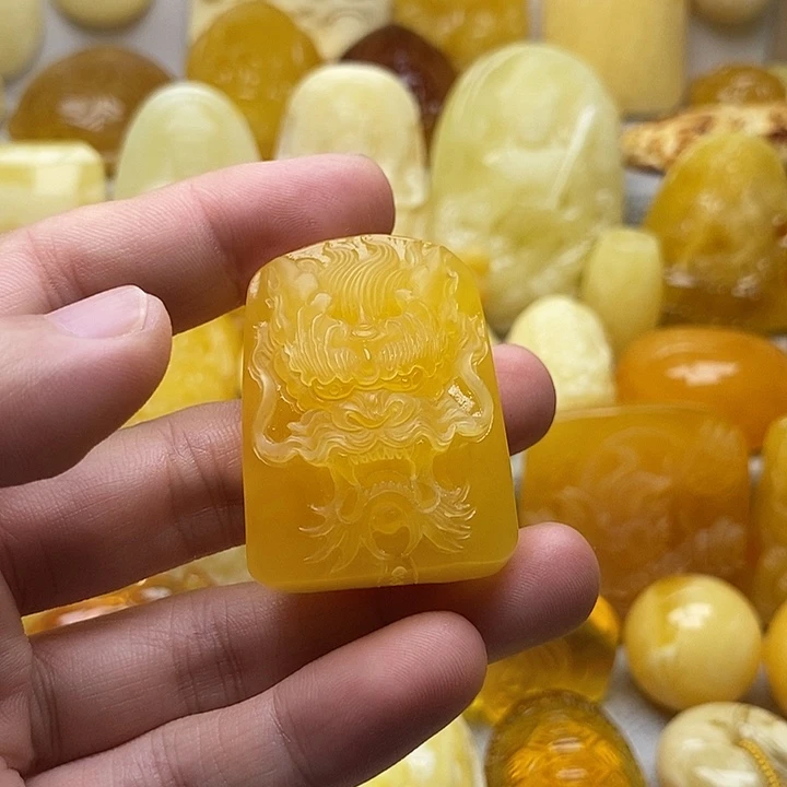 琥珀颈饰未镶嵌琥珀蜜蜡吊坠
