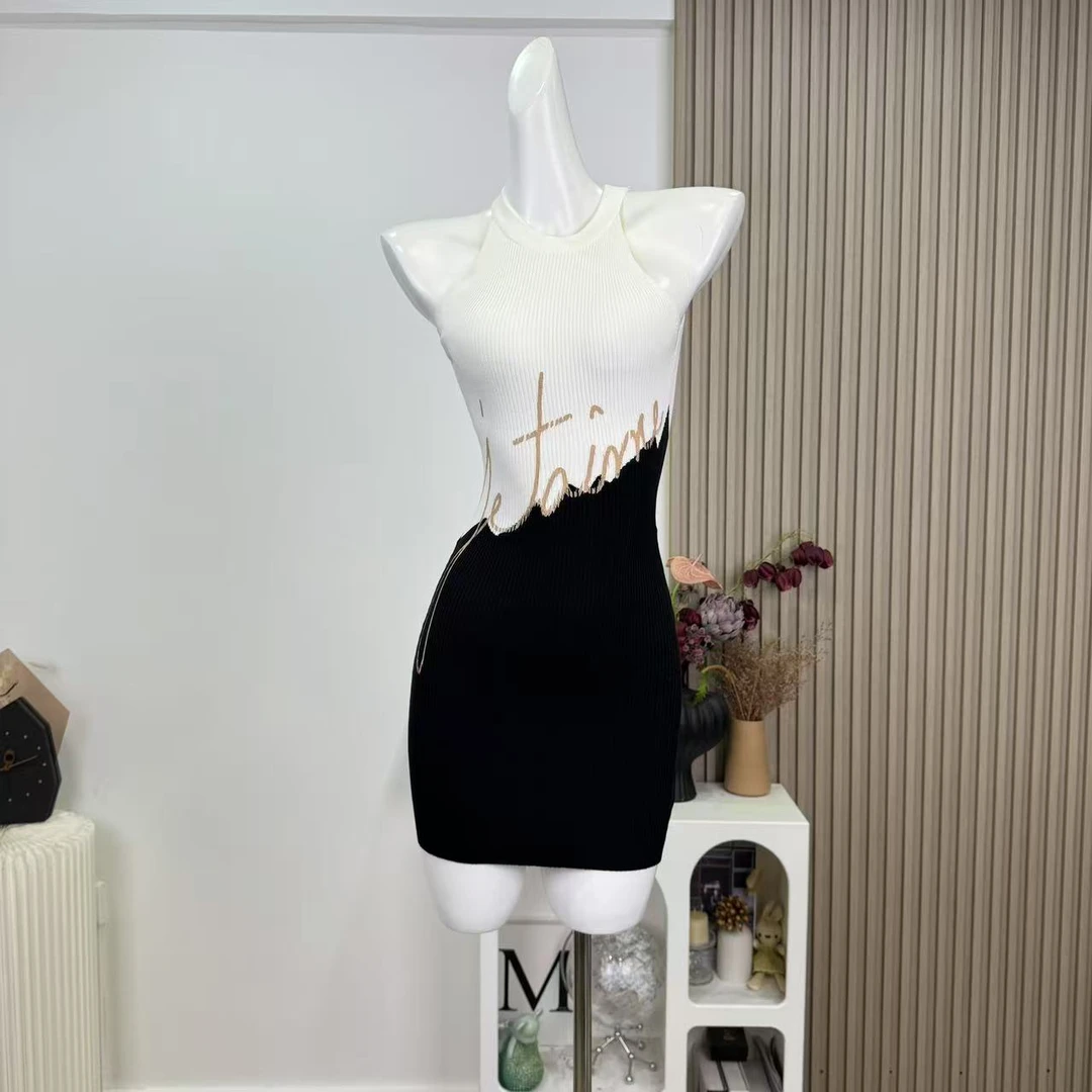 法式复古黑白拼接修身显瘦无袖针织连衣裙女气质时尚短款包臀裙子