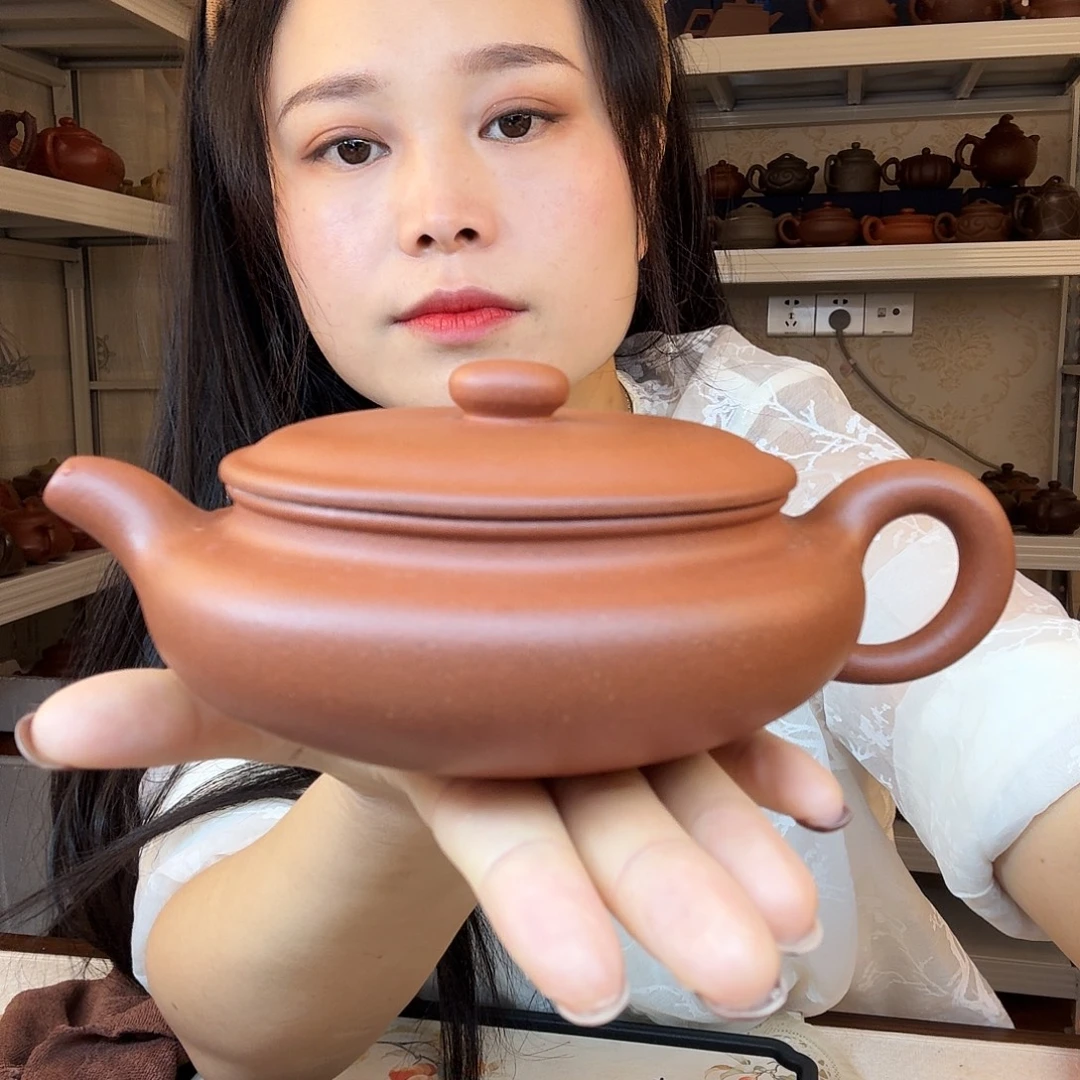 吳***森茶壶紫砂精工制作微暇