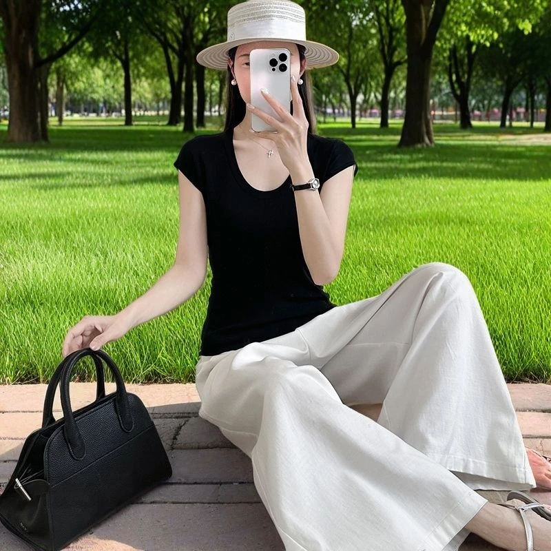 短袖U领百搭针织上衣女夏季薄款2025新款2025独特漂亮减龄上衣