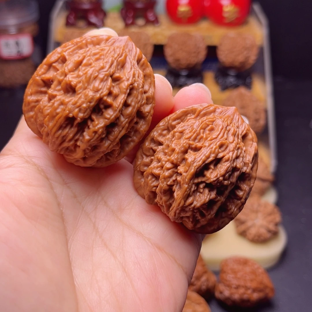 文玩核桃吊坠全品老树虎头