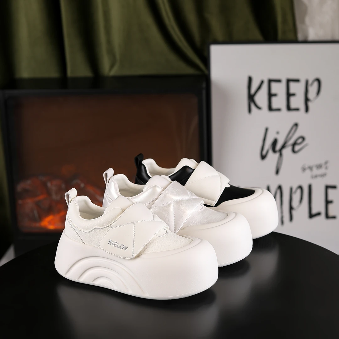 【现货·软萌】增高6cm2025新款百搭女士休闲鞋板鞋小白鞋 0921