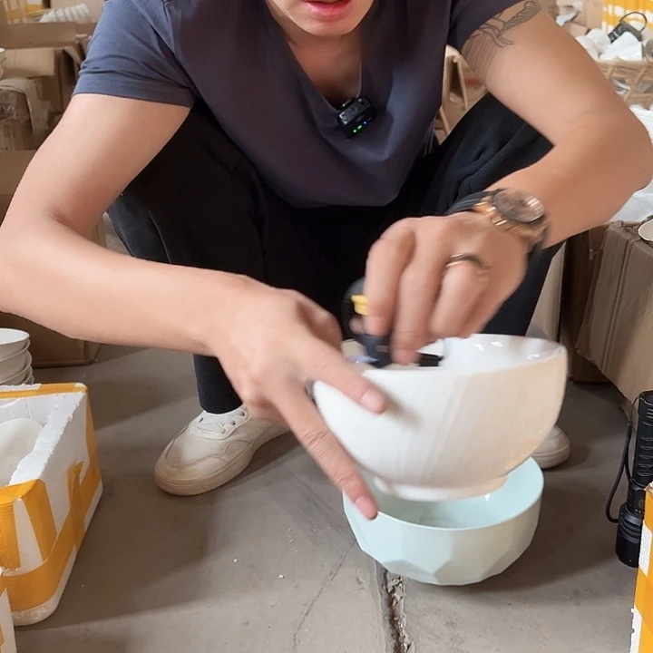 网格6英寸面碗4支破损包赔不补发介意勿拍