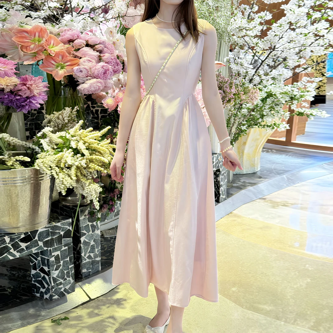 【灼灼其华】抽皱收腰气质轻奢纯色减龄夏季氛围感显瘦连衣裙
