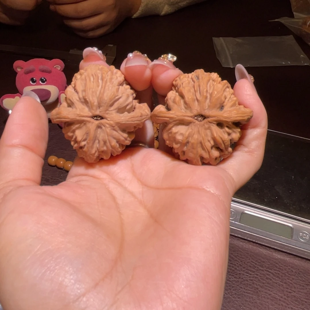 文玩核桃把件楚****42a龙脉