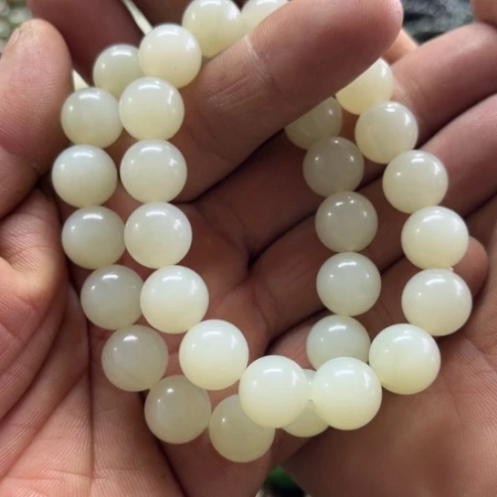 和田玉且末刚板料12手串多样性拍一发一未镶嵌