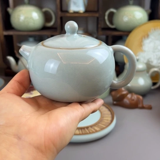 微瑕西施壶不带礼盒