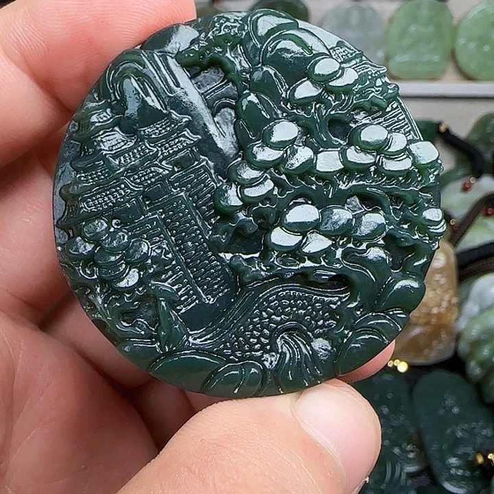颈饰未镶嵌和田玉
