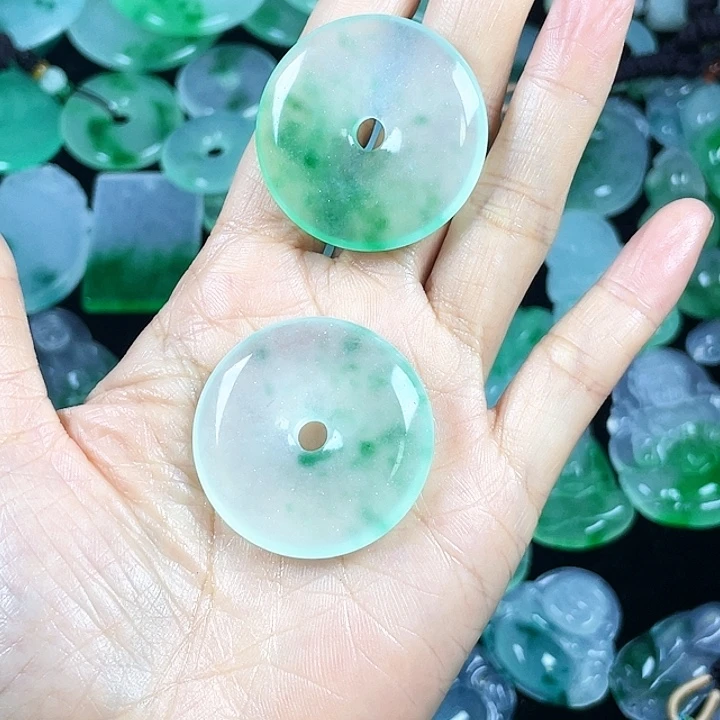 翡翠未镶嵌颈饰吊坠2