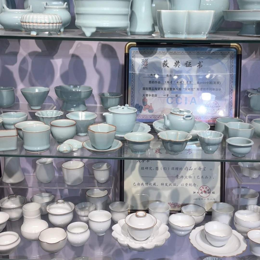 景德镇陶瓷手工制作