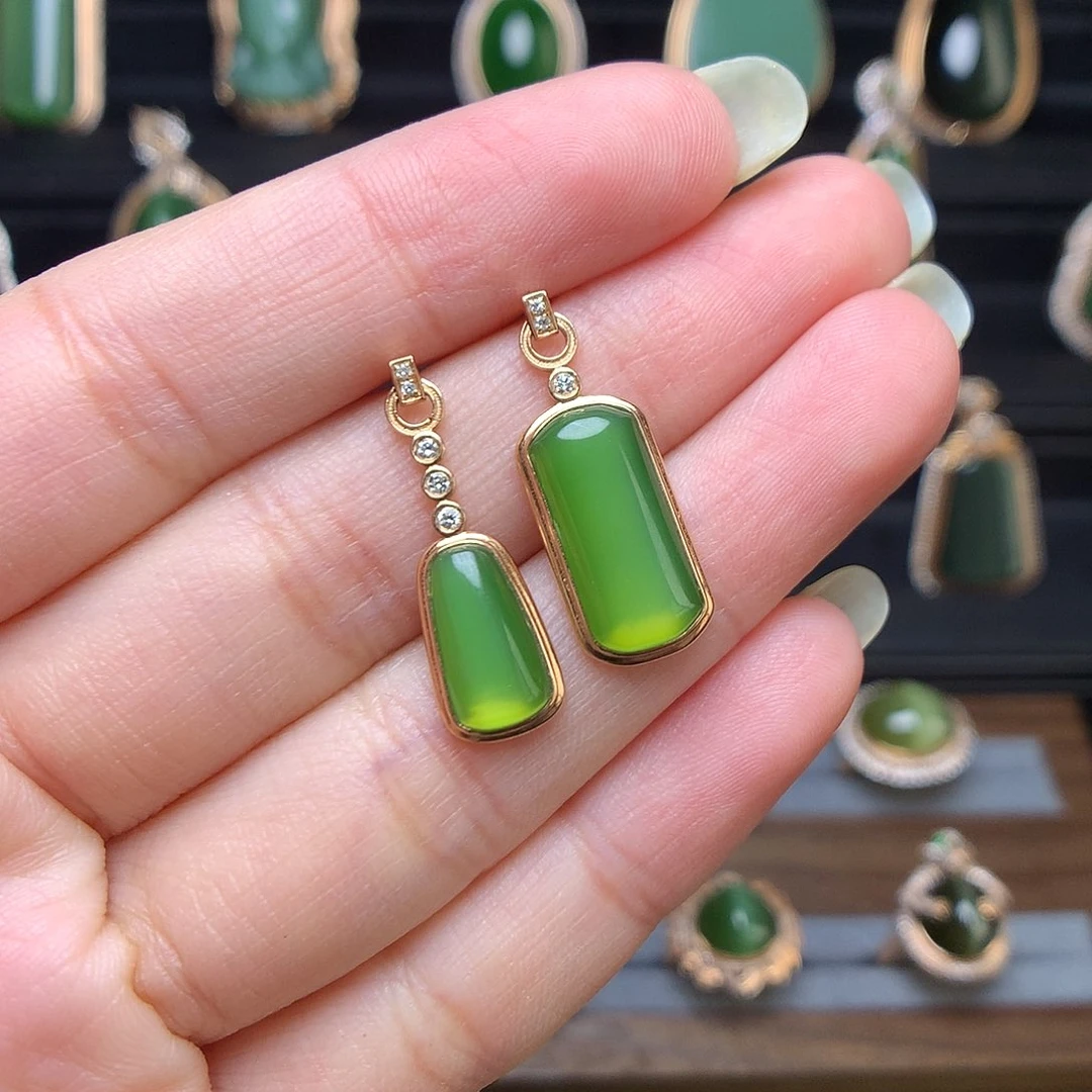 和田玉首饰18K金镶嵌