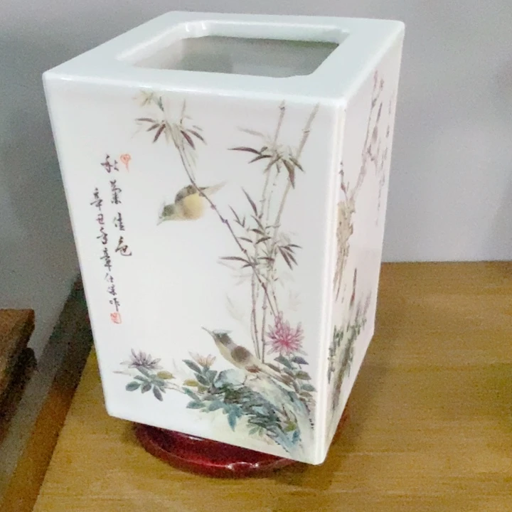 C***卷陶景德镇陶瓷大学校长助理