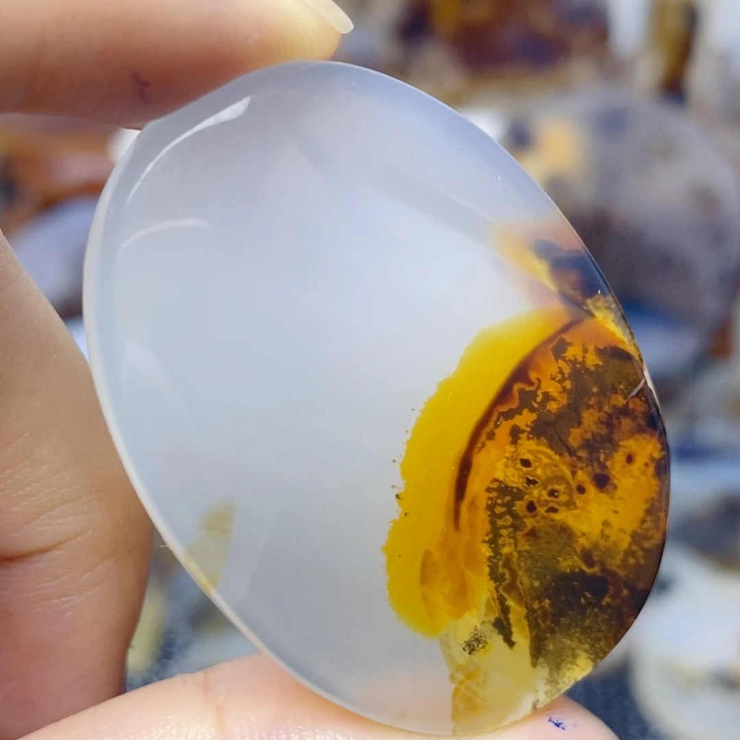 玛瑙/玉髓未镶嵌珠宝奇石