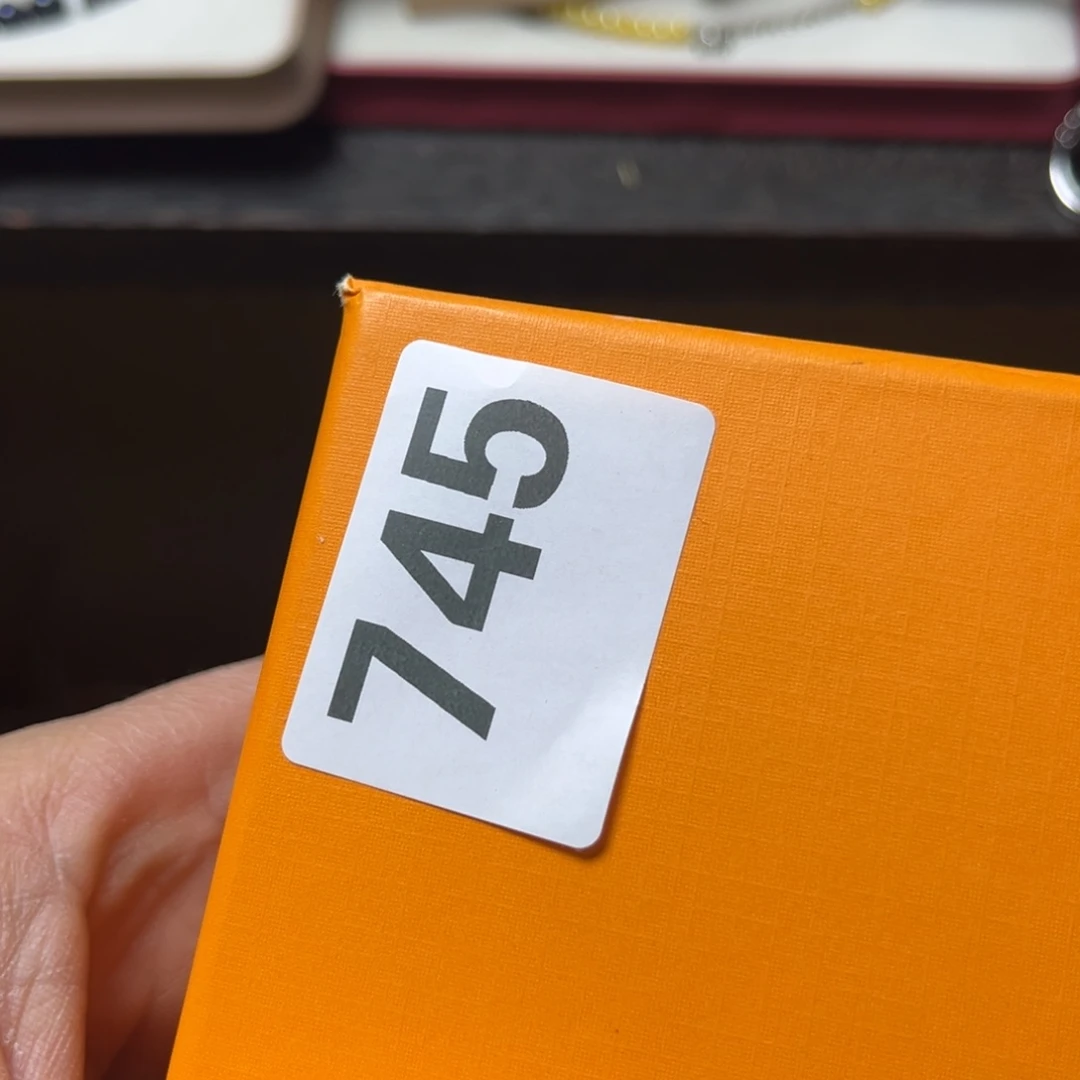 兜***兜大叶紫檀（黑酸枝木类）