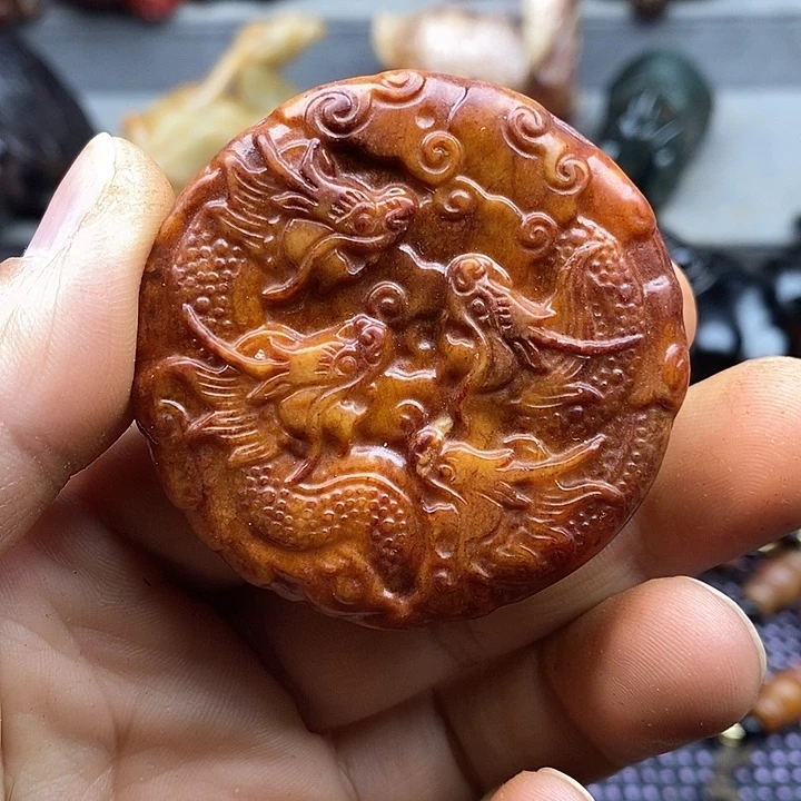 未镶嵌蛇纹石玉颈饰