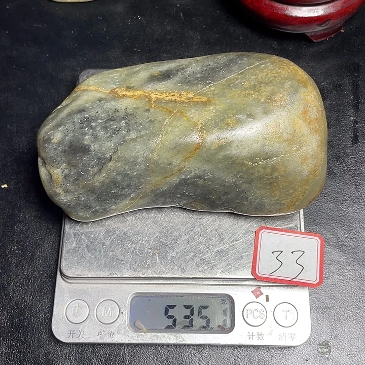 和田玉未镶嵌颈饰33