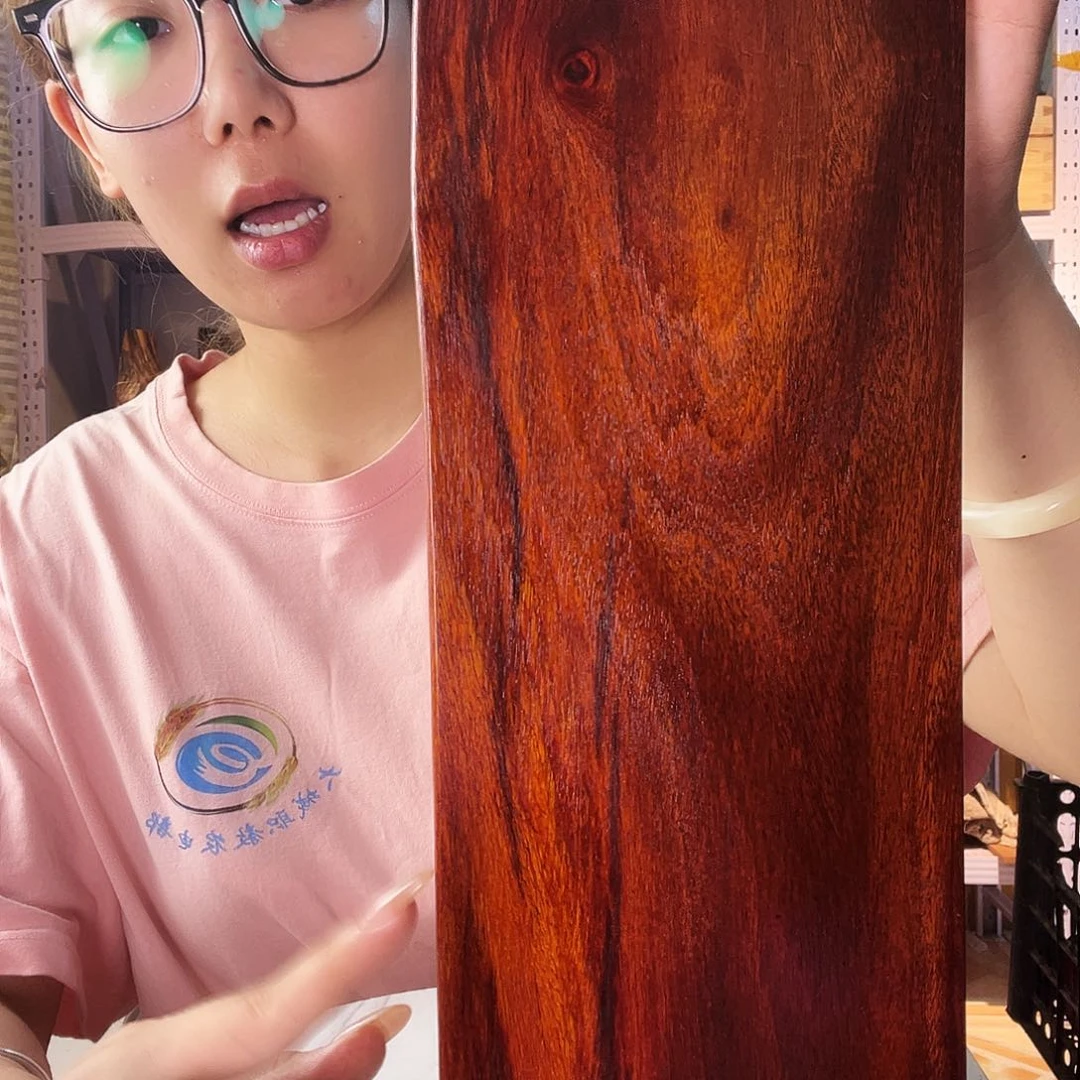 紫檀木类端景台?**