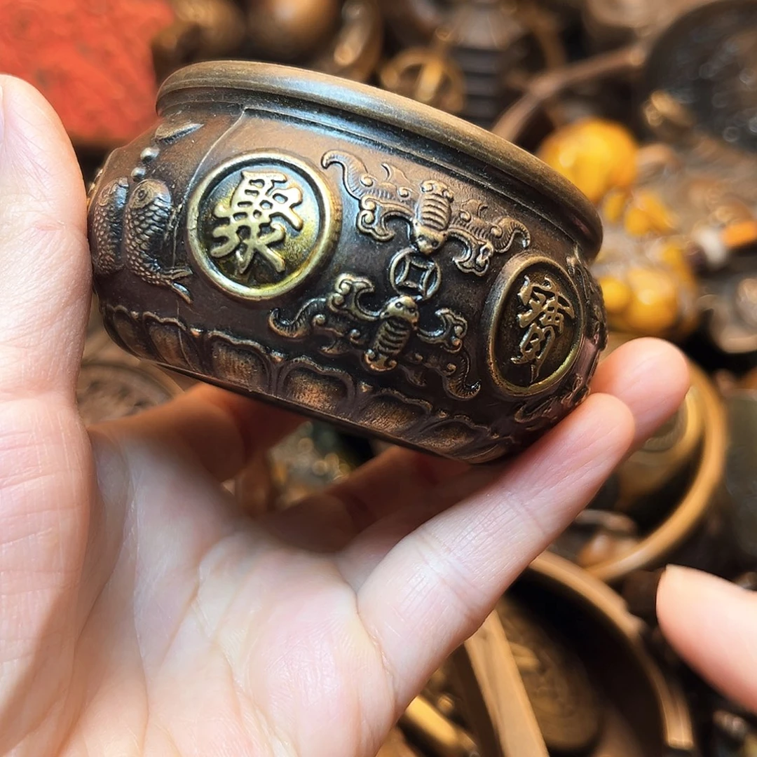 精美铜器工艺品等