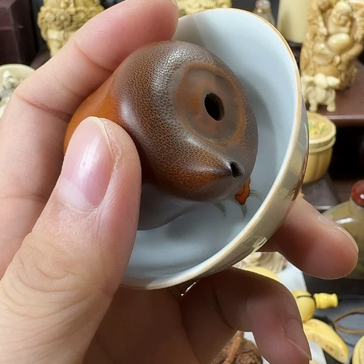瓷片精致工艺雕刻的