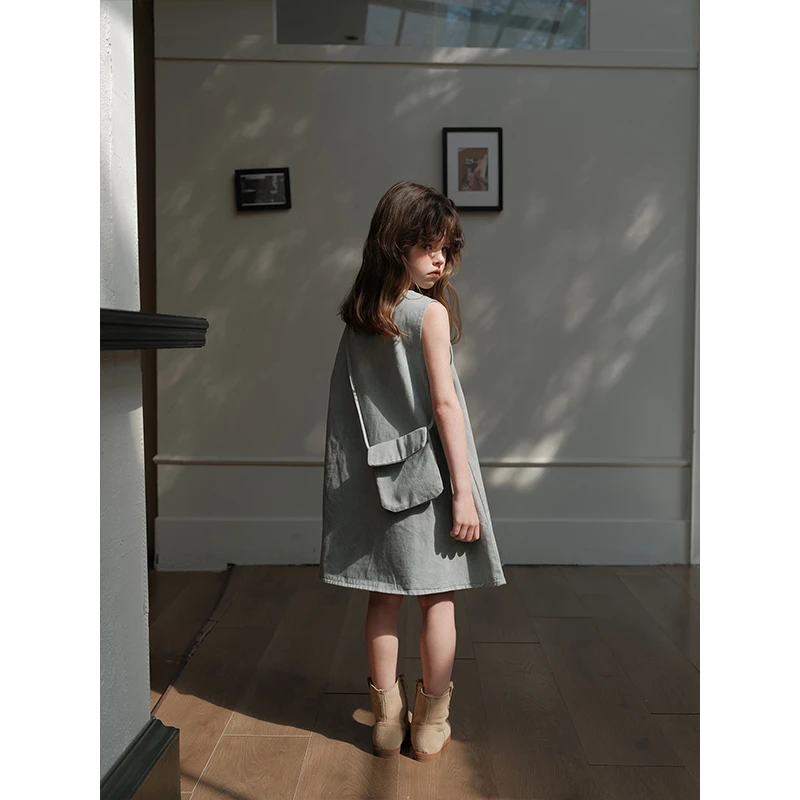 史豌豆女童牛仔无袖带背包连衣裙 Y4159