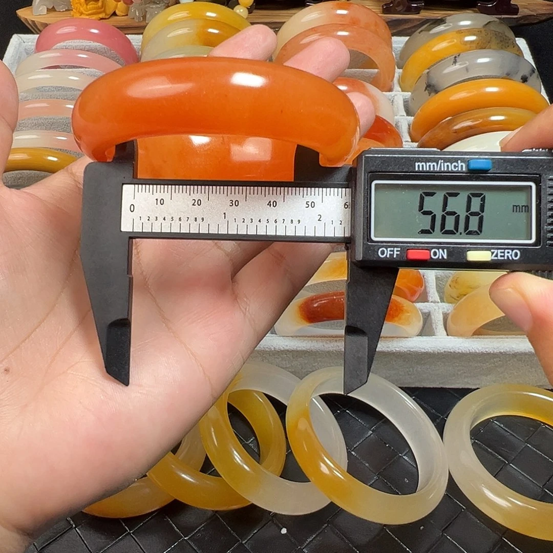 石英质玉（黄龙玉）未镶嵌手镯