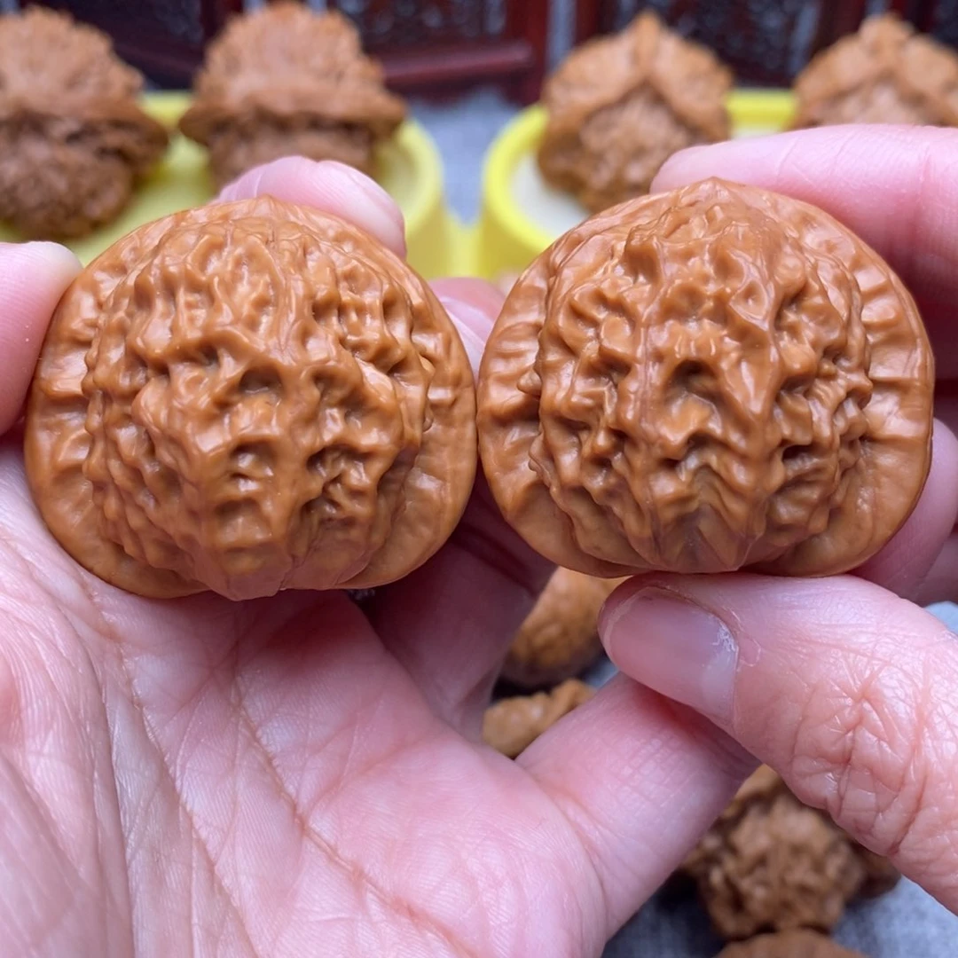 文玩核桃把件精品绝配瓷娃娃官印38尺