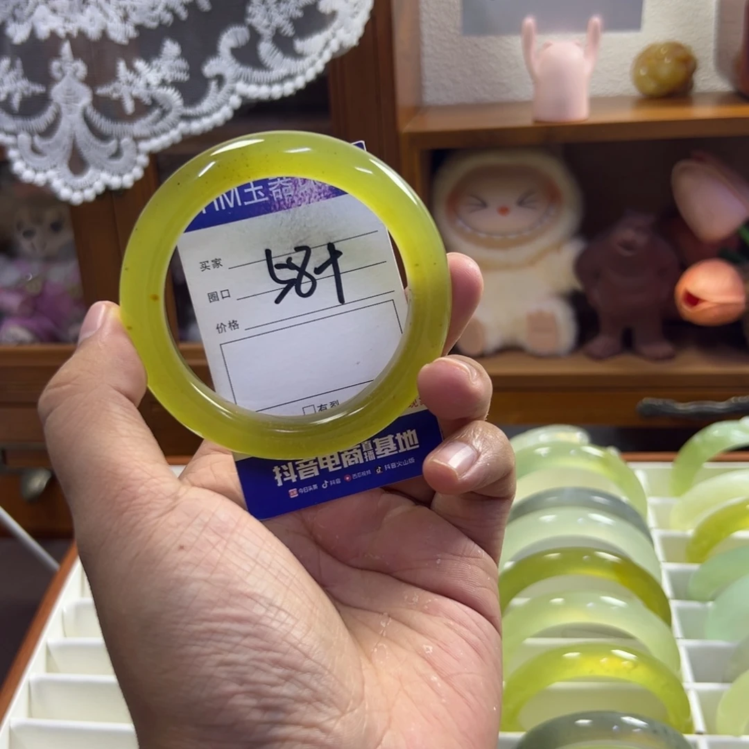 蛇纹石玉未镶嵌手镯329