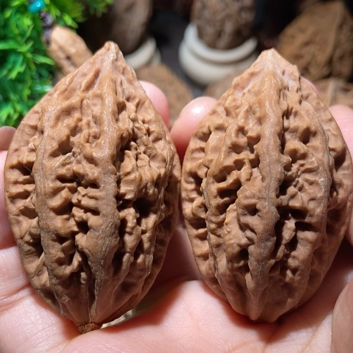 把件文玩核桃东北楸子小雪49