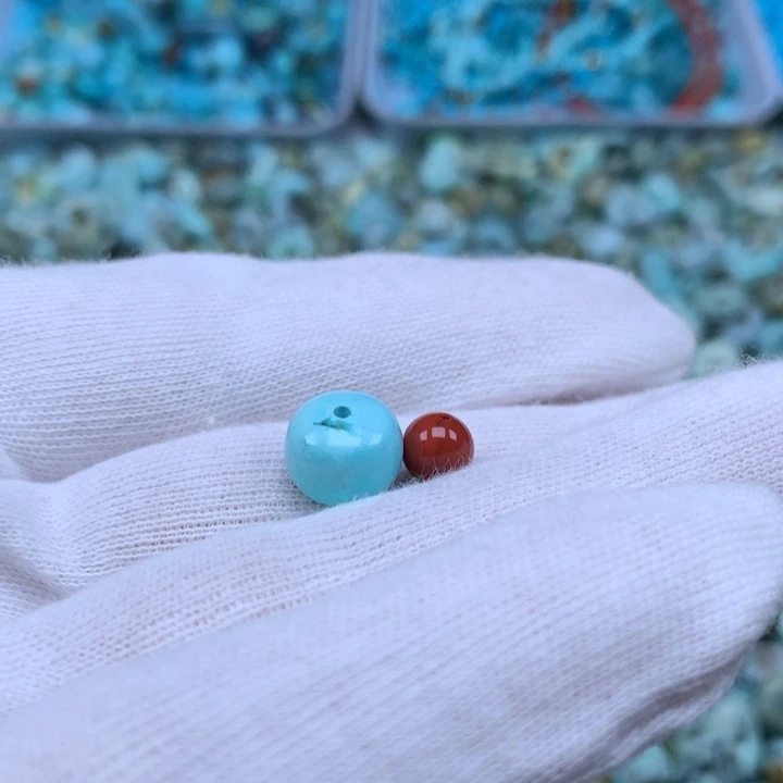 若***念南红玛瑙未镶嵌珠宝奇石