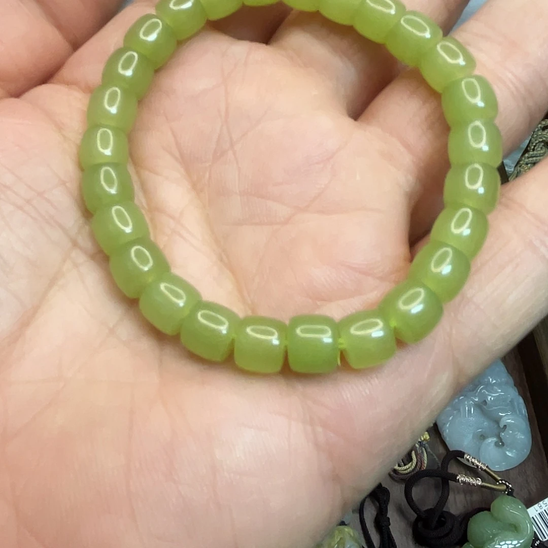 和田玉（糖玉）未镶嵌颈饰