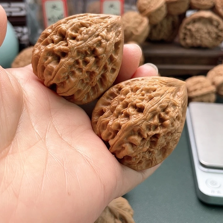 文玩核桃吊坠40大沽石