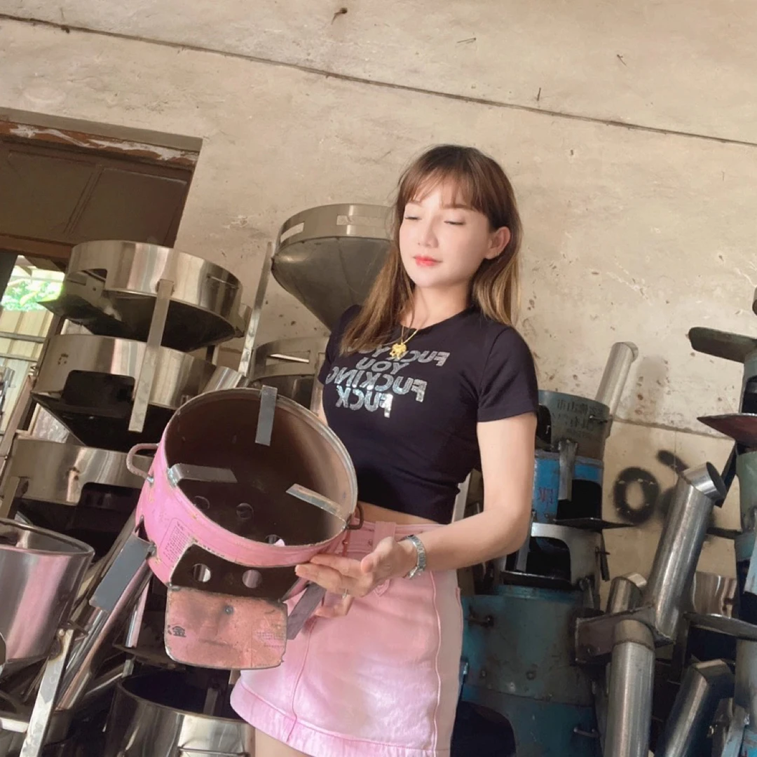 迷你柴火炉户外露营无烟囱冰种气瓶材质柴火炉
