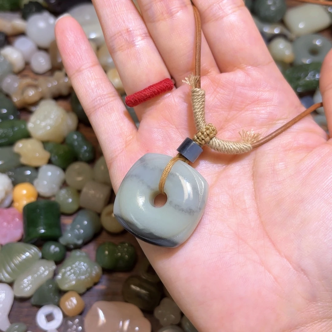 未镶嵌和田玉珠宝半成品