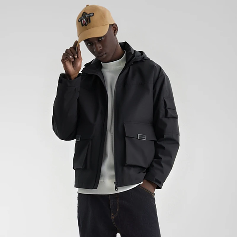 轻奢小众高级感男士黑色户外冲锋衣夹克冬季休闲防风防水连帽外套