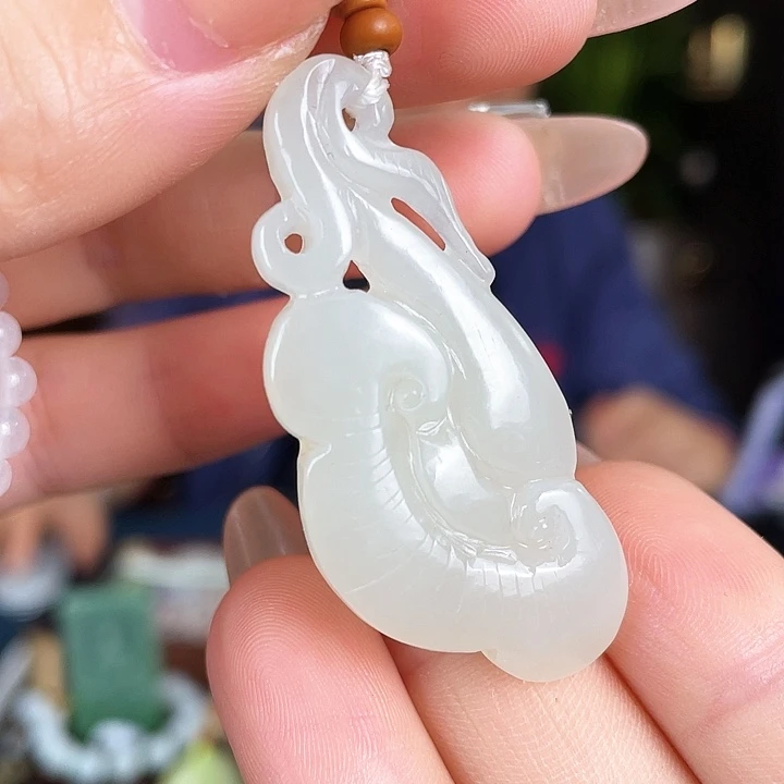 和田玉未镶嵌颈饰定制发货