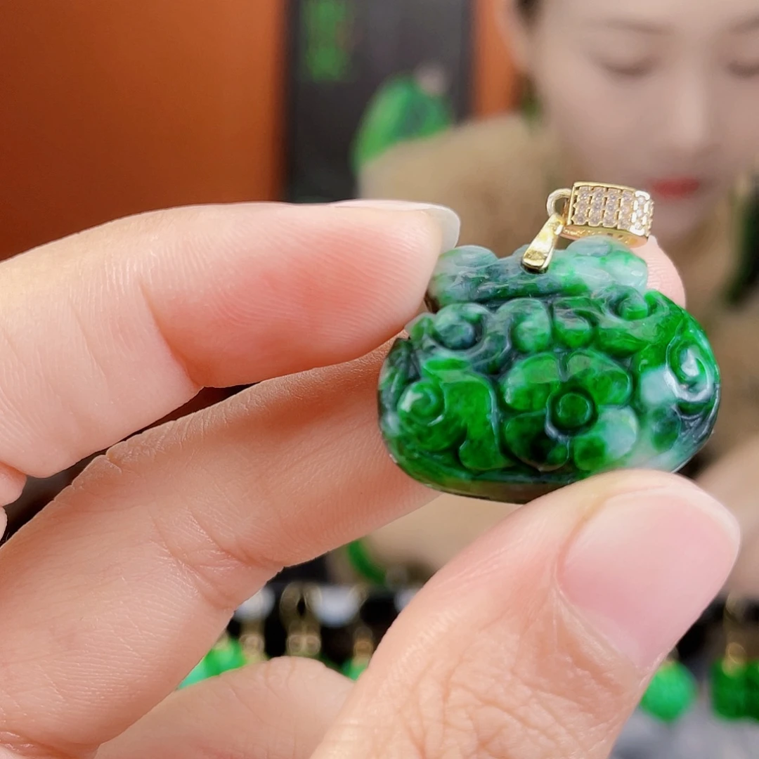 翡翠未镶嵌耳饰饰品