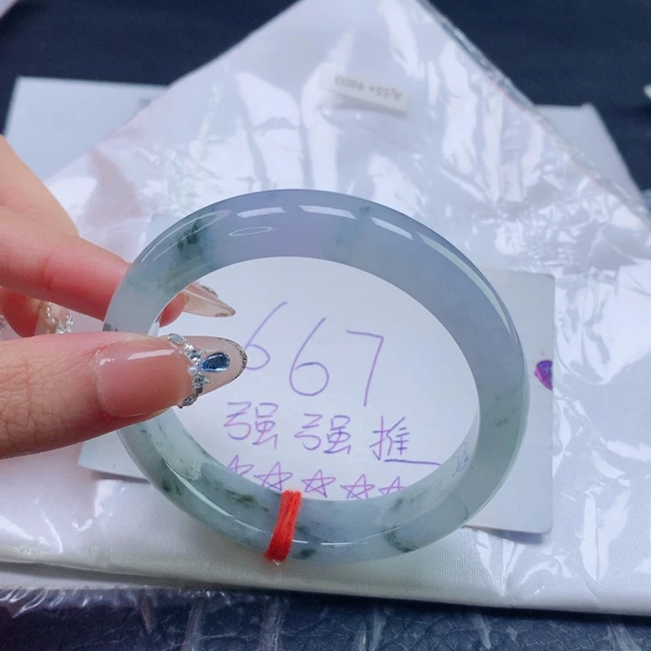 桑***白翡翠未镶嵌手镯圈口5556