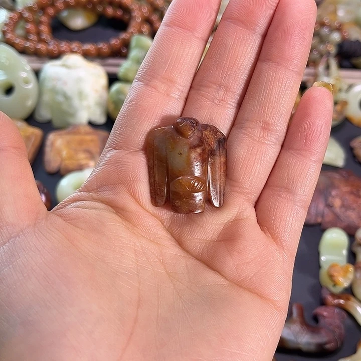 盛***国岫岩老玉（透闪石质玉）未镶嵌颈饰